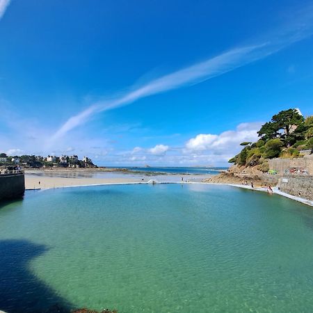 Clos De La Fontaine Dinard Buitenkant foto
