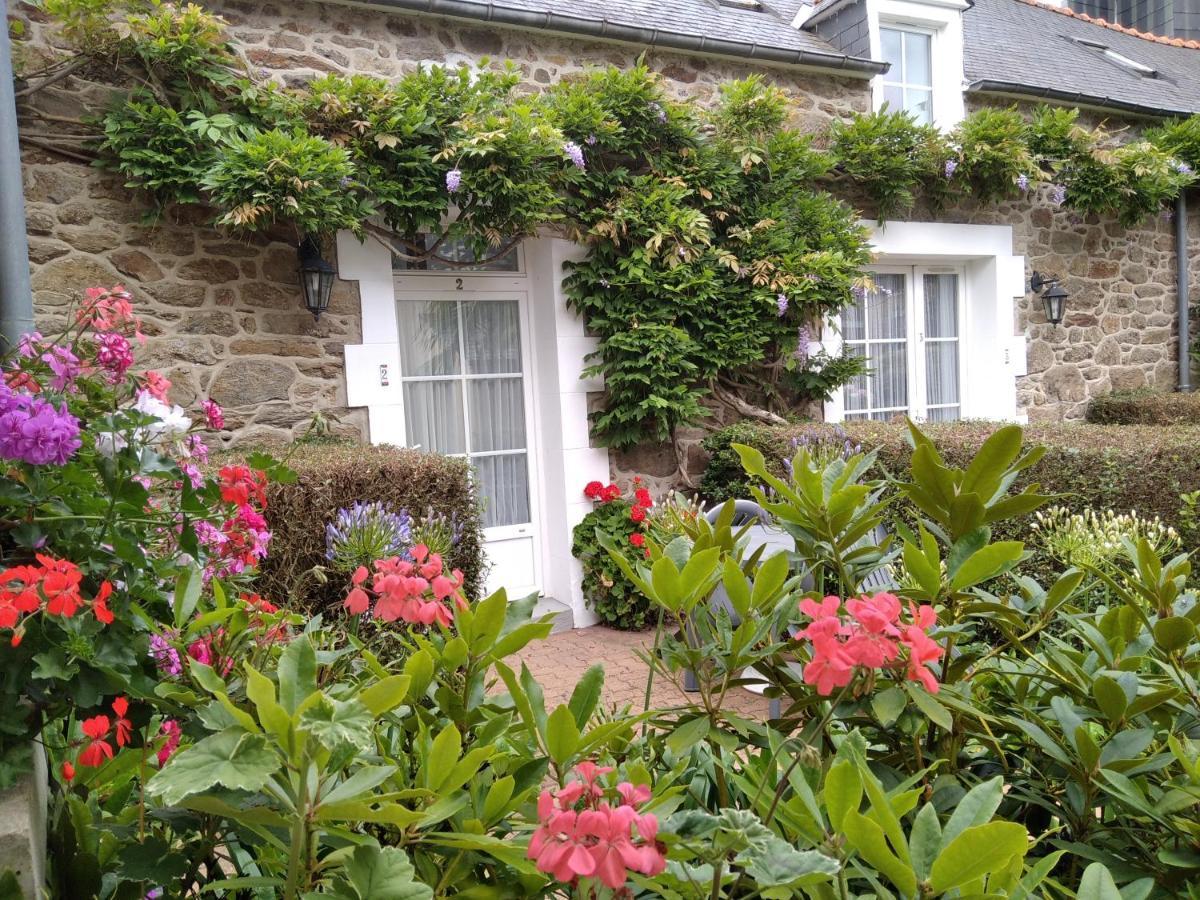 Clos De La Fontaine Dinard Buitenkant foto