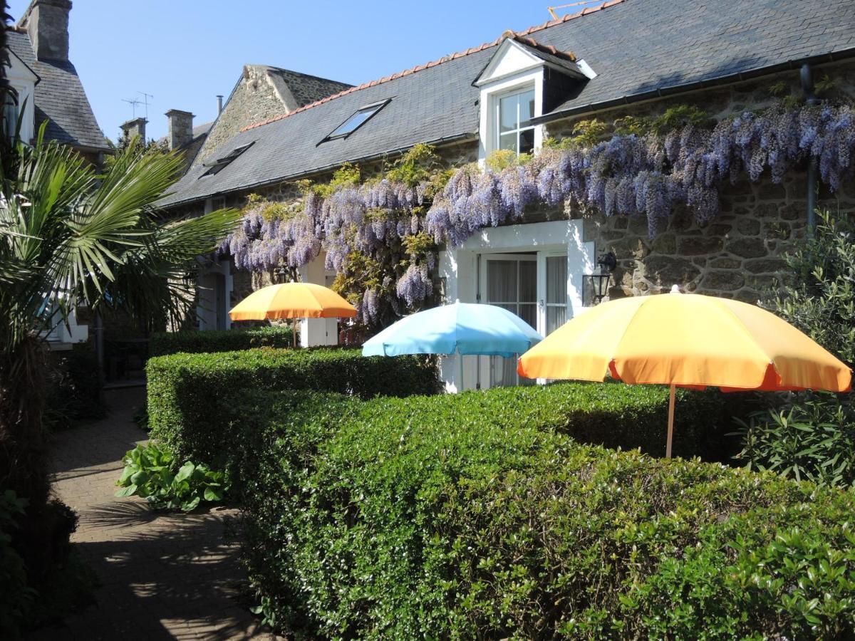 Clos De La Fontaine Dinard Buitenkant foto