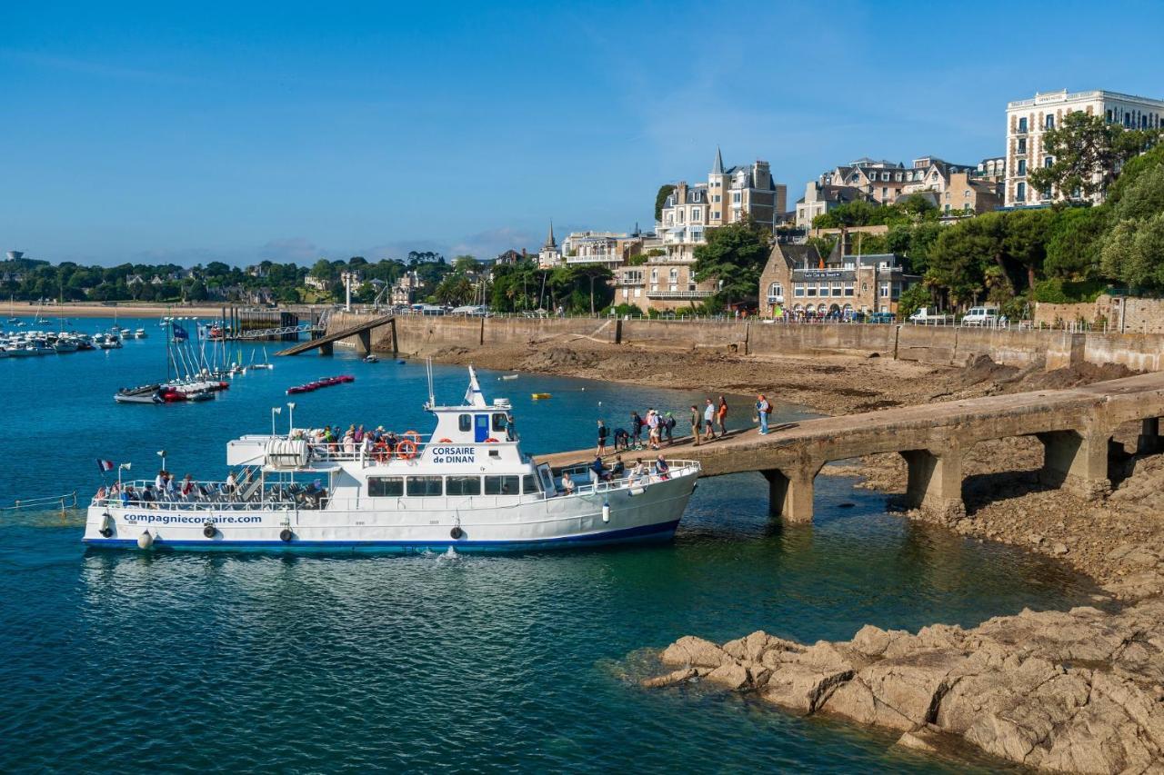 Clos De La Fontaine Dinard Buitenkant foto