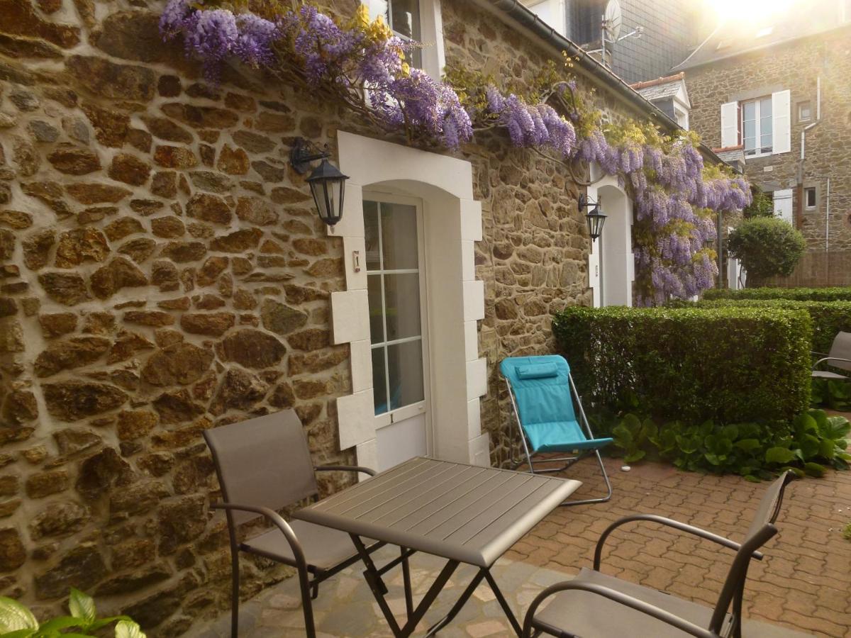 Clos De La Fontaine Dinard Buitenkant foto