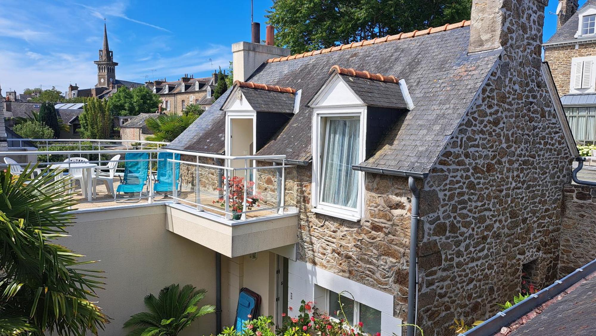 Clos De La Fontaine Dinard Buitenkant foto